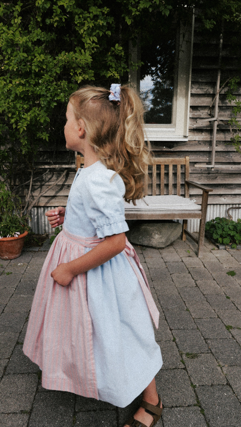 Dirndl ROYA TIMELESS Cord Hellblau x Rosa
