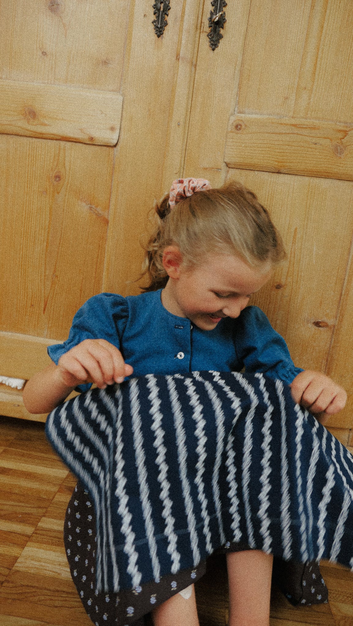 Dirndl ROYA TIMELESS Denim Blau x Blau